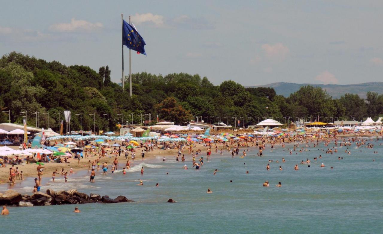 Nicky Holiday Flat Burgas City Exterior foto